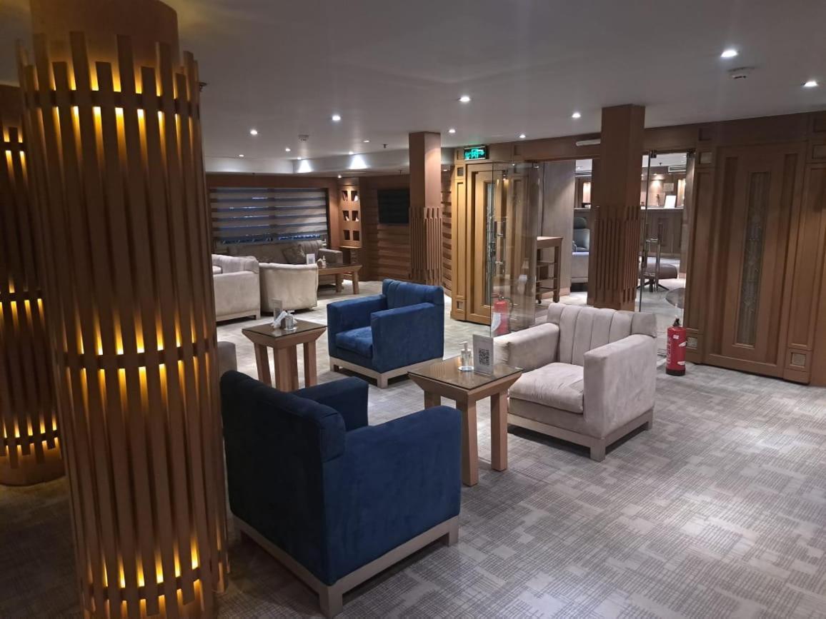 Five Star Nile Cruise From Aswan To Luxor Hotel Luaran gambar